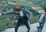 Сцена из фильма Железная схватка / Robot Overlords (2014) Железная схватка сцена 13