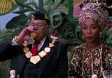 Фильм Поездка в Америку / Coming to America (1988) - cцена 2