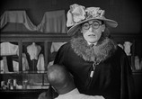 Фильм Наконец в безопасности! / Safety Last! (1923) - cцена 6