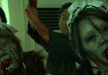 Фильм Рика: Охотница на зомби / Saikyô heiki joshikôsei: Rika - zonbi hantâ vs saikyô zonbi Gurorian (2008) - cцена 1